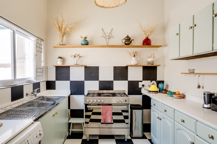 To Let 2 Bedroom Property for Rent in Gardens Western Cape